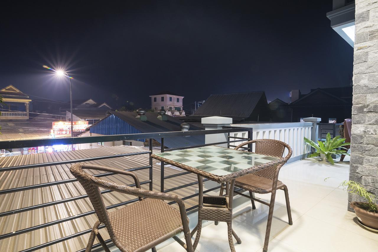 Agogo Hostel Sziemreap Kültér fotó