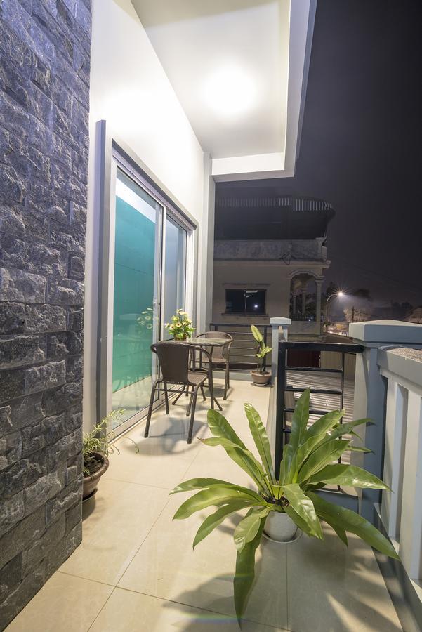 Agogo Hostel Sziemreap Kültér fotó